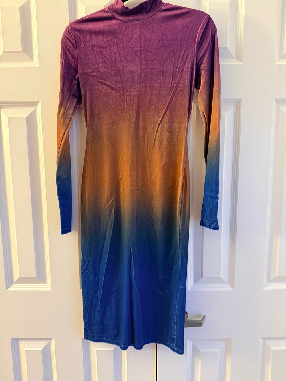 Long Sleeve Ombre Velvet Midi Dress in Purple/Gold/Blue